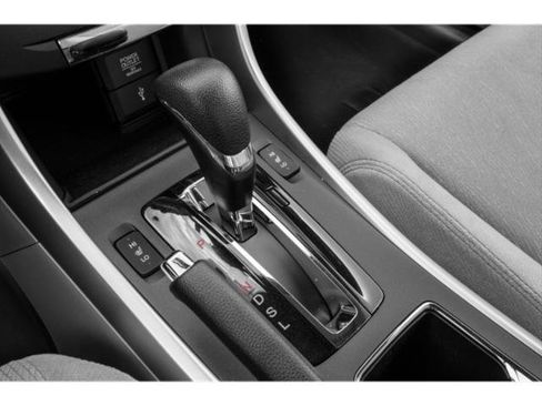 Used 2013 Honda Accord LX image 10