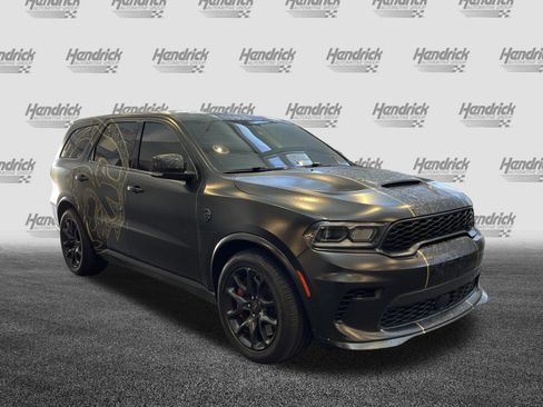 Used 2021 Dodge Durango SRT Hellcat w/ Technology Group AWD/4WD image 2