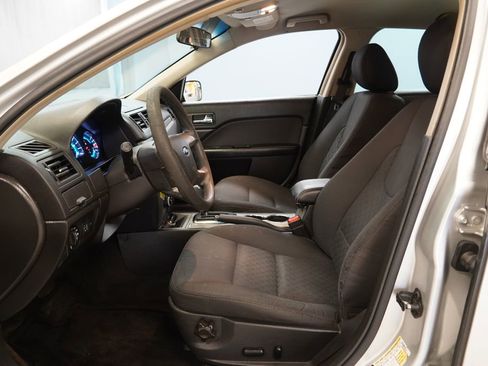 Used 2012 Ford Fusion SE image 5