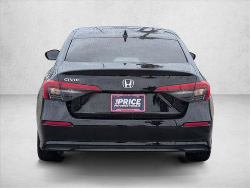 Used 2024 Honda Civic EX image 7