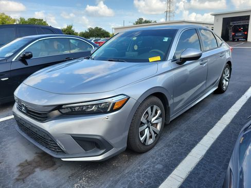 Used 2022 Honda Civic LX image 1