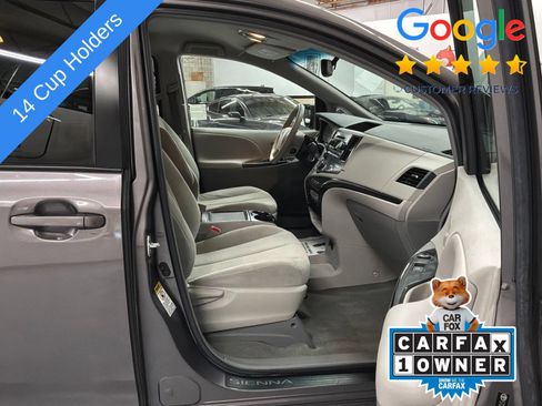 Used 2014 Toyota Sienna LE FWD image 15