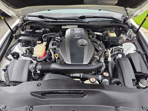 Used 2016 Lexus IS 200t image 13