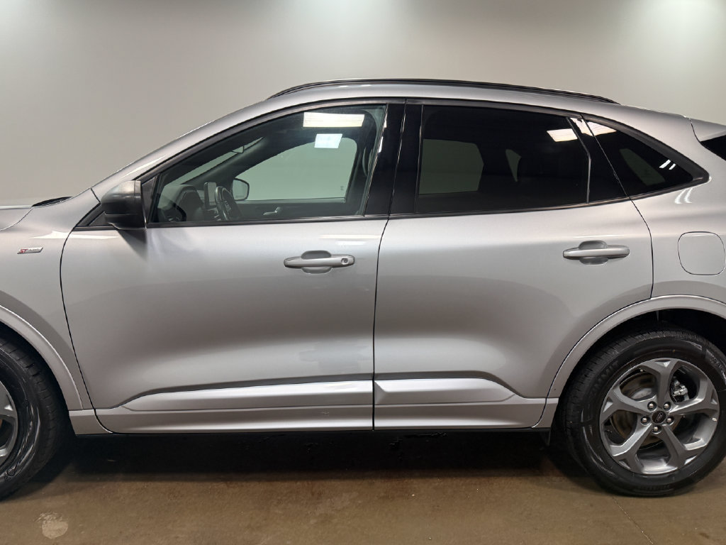 Used 2024 Ford Escape ST-Line AWD/4WD image 37