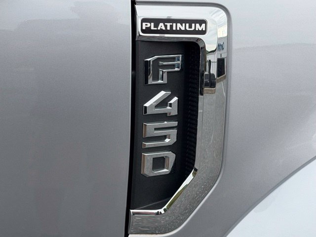 Used 2021 Ford F450 Platinum w/ FX4 Off-Road Package AWD/4WD image 24