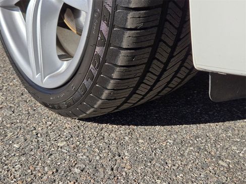 Used 2016 BMW 550i xDrive 550i xDrive image 12