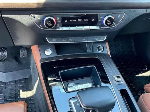 Used 2024 Audi Q5 2.0T Premium Plus AWD/4WD image 26