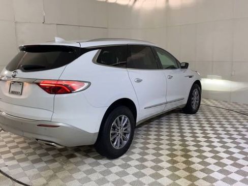 Used 2023 Buick Enclave Essence w/ Trailering Package, 5000 lbs. FWD image 8