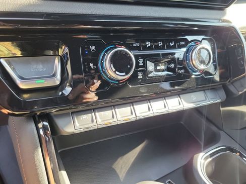 New 2026 GMC Sierra 1500 AT4 w/ AT4 Premium Package image 30