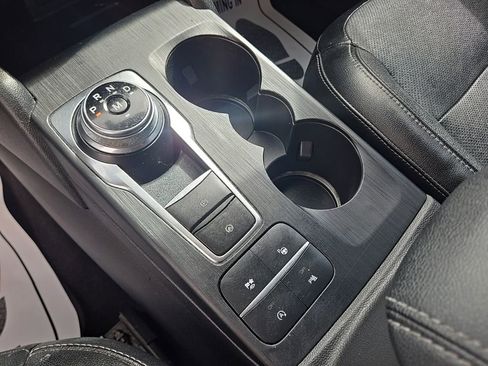 Used 2020 Ford Escape Titanium AWD/4WD image 30