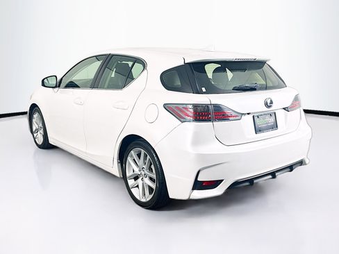 Used 2017 Lexus CT 200h w/ Navigation System Package FWD image 5