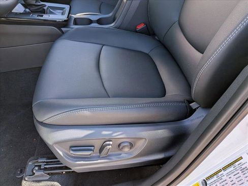 New 2026 Toyota Corolla Cross XLE image 4