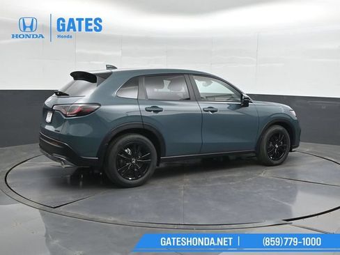 New 2027 Honda HR-V Sport image 2