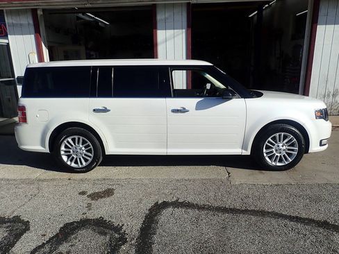 Used 2019 Ford Flex SEL w/ Equipment Group 202A AWD/4WD image 24