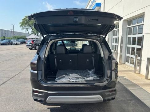 Used 2025 Honda Pilot Elite image 5