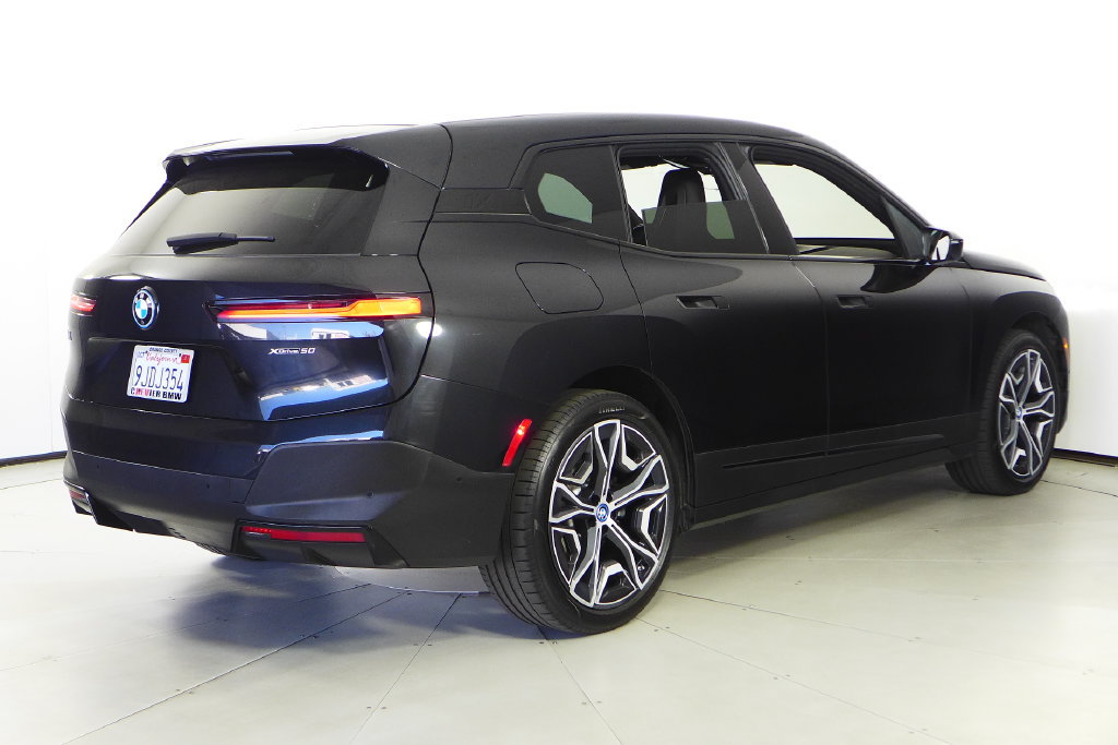 Certified 2024 BMW iX xDrive50 AWD/4WD image 6