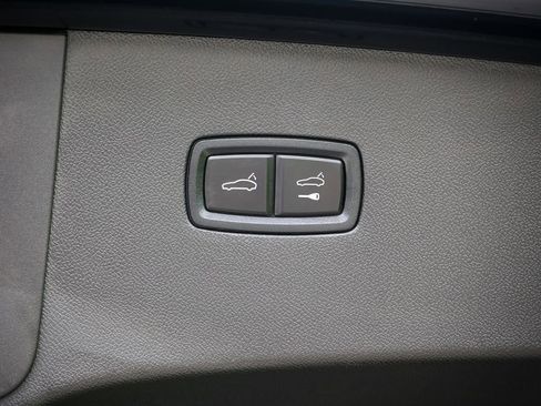 Certified 2023 Porsche Cayenne Platinum Edition AWD/4WD image 55