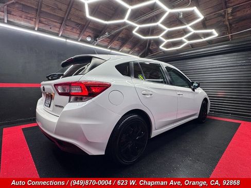 Used 2019 Subaru Impreza 2.0i image 3
