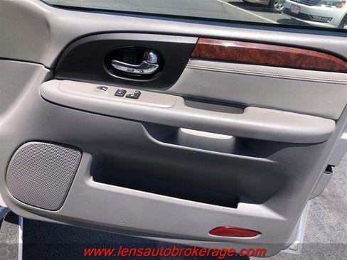 Used 2007 GMC Envoy Denali RWD image 20