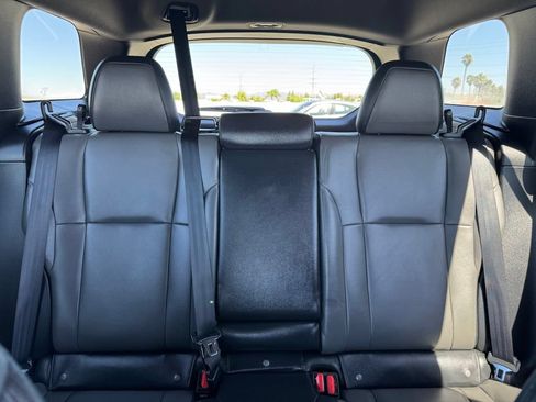 Certified 2026 Subaru Outback Premium AWD/4WD image 18