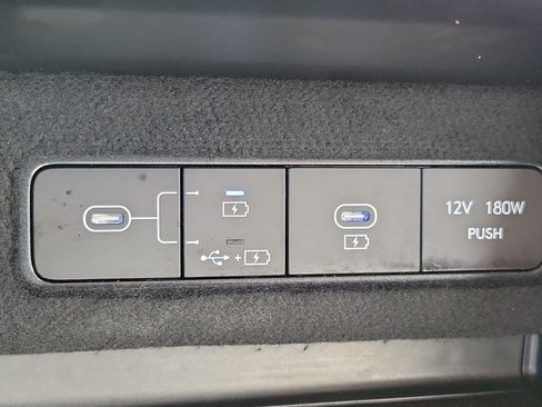 Used 2025 Hyundai Sonata SEL FWD image 28