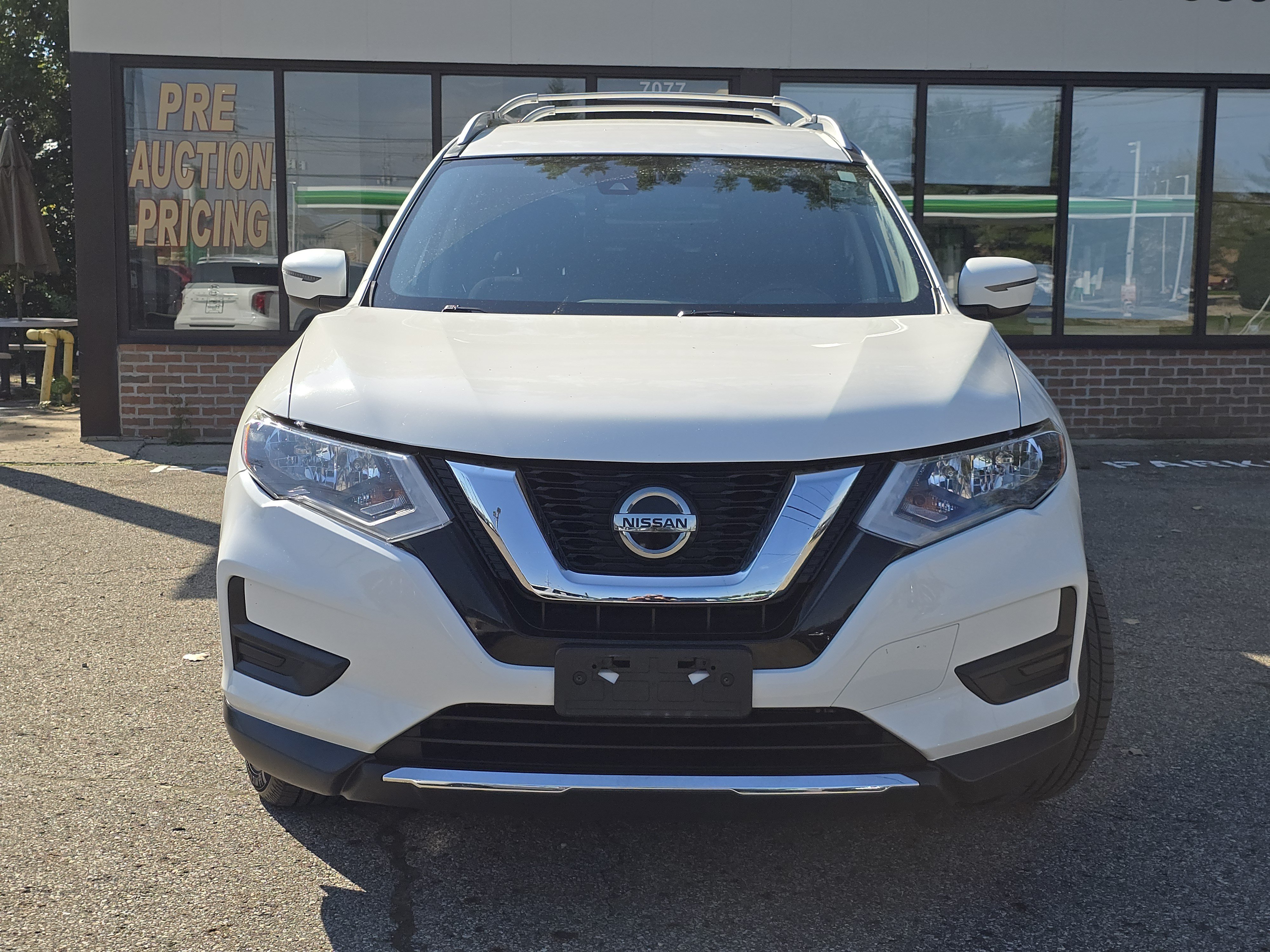 Used 2020 Nissan Rogue S w/ Special Edition Package AWD/4WD image 2