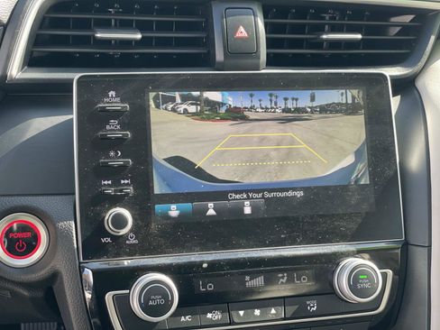 Used 2019 Honda Insight Touring image 10