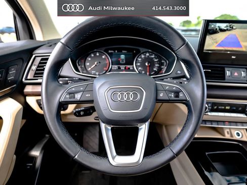 Used 2023 Audi Q5 2.0T Premium w/ Convenience Package AWD/4WD image 15