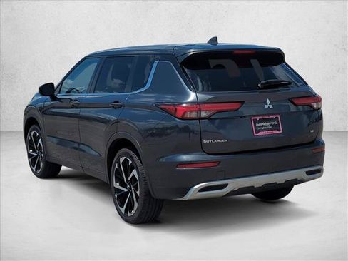 Used 2024 Mitsubishi Outlander SE AWD/4WD image 10