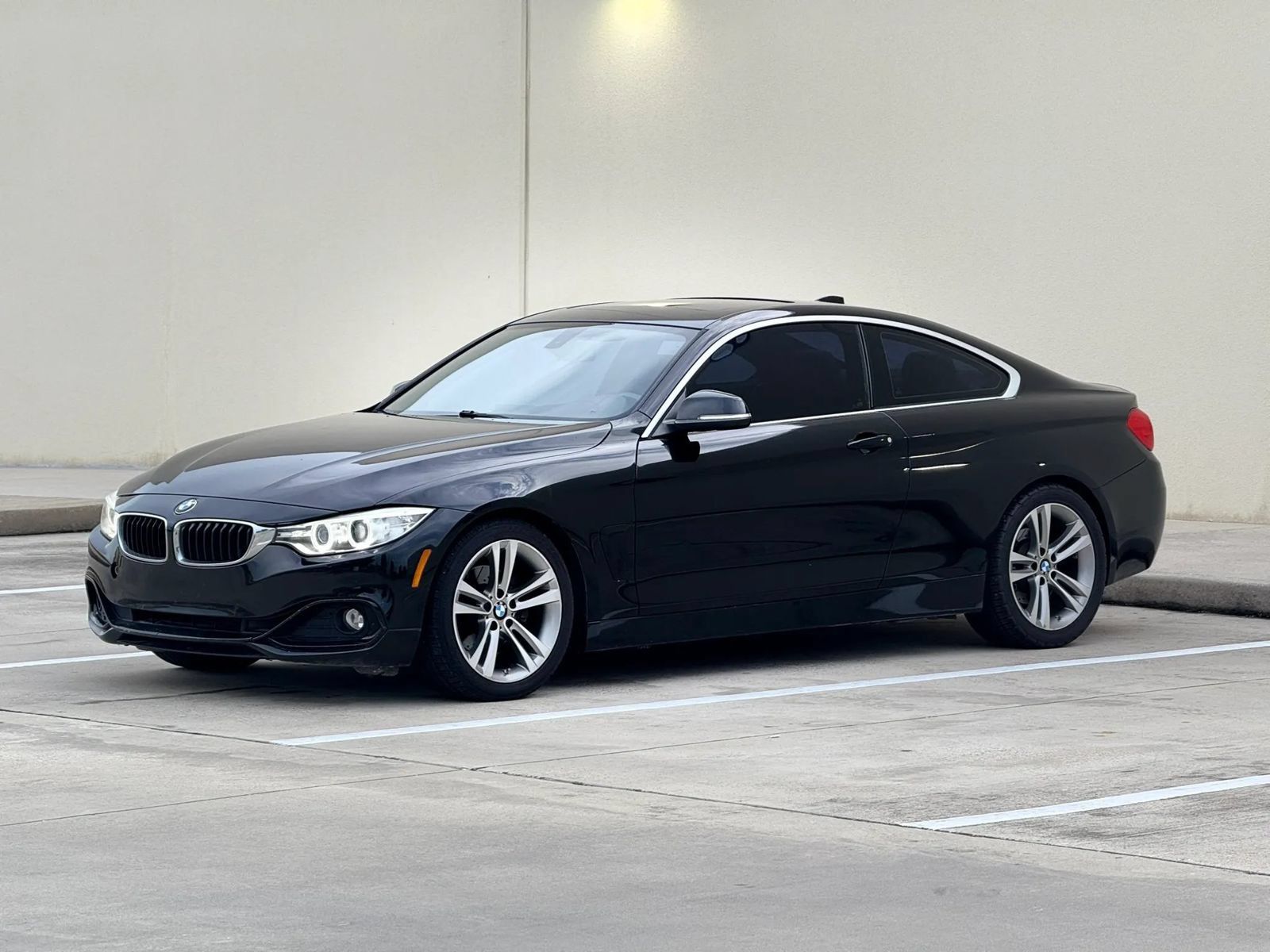 Used 2016 BMW 428i Coupe RWD image 4
