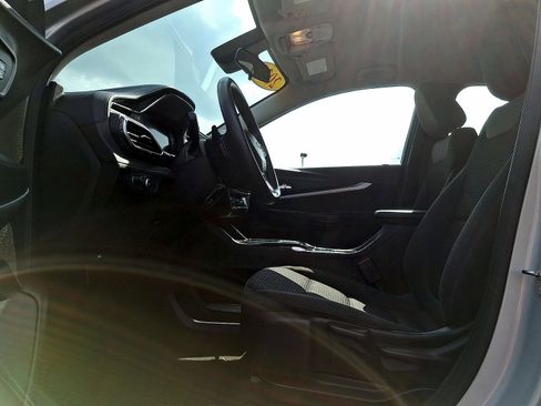 Used 2023 Chevrolet Bolt EUV LT w/ Driver Confidence Package FWD image 11