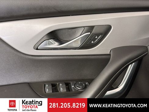 Used 2023 Chevrolet Blazer LT image 11
