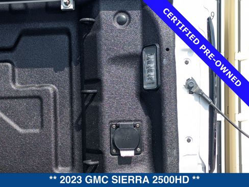Used 2023 GMC Sierra 2500 Denali w/ Denali Ultimate Package AWD/4WD image 22