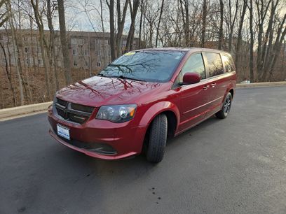 Used 2017 Dodge Grand Caravan SE