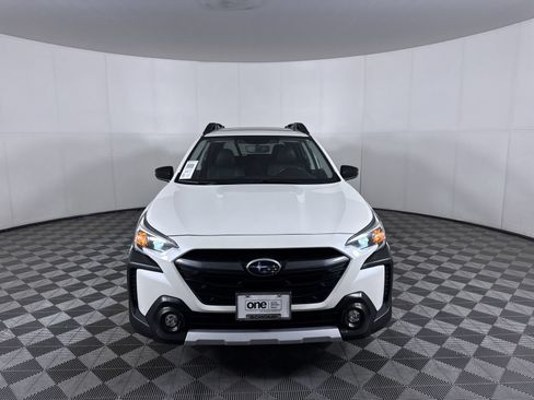 Used 2023 Subaru Outback Limited AWD/4WD image 36