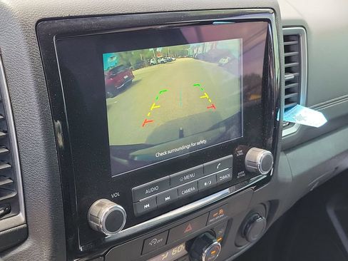 Used 2023 Nissan Frontier SV RWD image 29