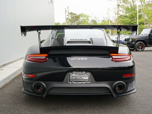 Used 2019 Porsche 911 GT2 RS RWD image 8