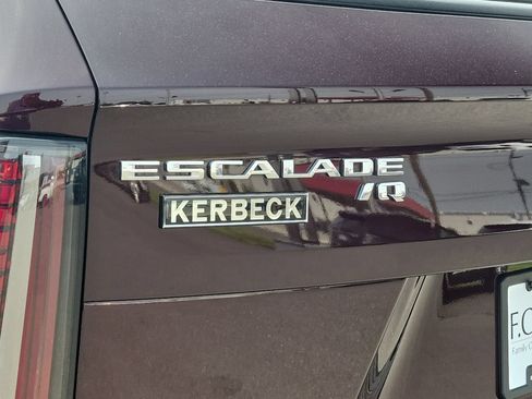 Used 2025 Cadillac Escalade IQ Sport 1 AWD/4WD image 32