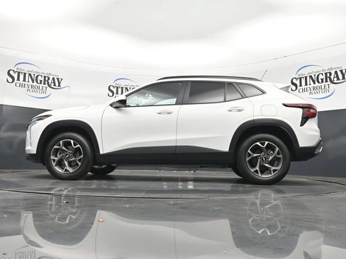 Certified 2024 Chevrolet Trax LT FWD image 29