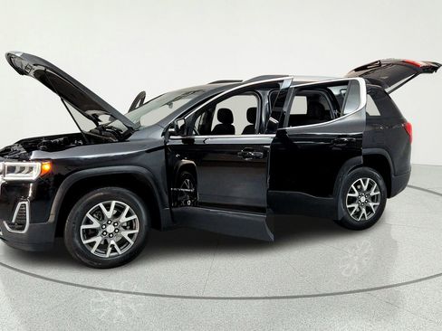 Certified 2023 GMC Acadia SLE w/ Driver Convenience Package FWD image 9