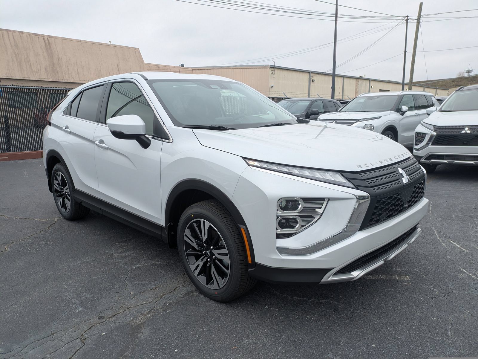 Used 2026 Mitsubishi Eclipse Cross SE AWD/4WD image 2