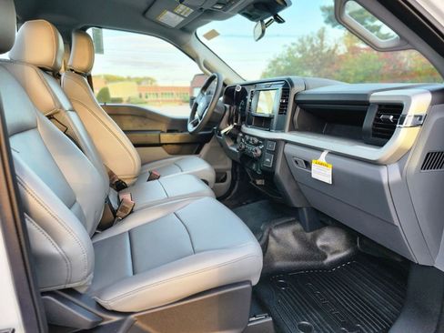 New 2025 Ford F350 XL w/ XL Chrome Package AWD/4WD image 6