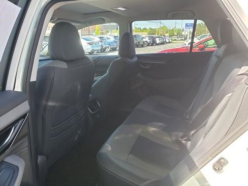 Certified 2025 Subaru Outback Onyx Edition AWD/4WD image 11