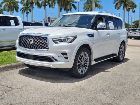 Used 2019 INFINITI QX80 Luxe w/ 22" Wheel Package RWD image 3