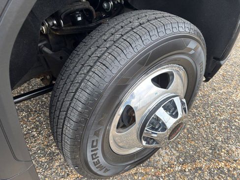 Used 2020 GMC Sierra 3500 Denali w/ Denali Ultimate Package image 18