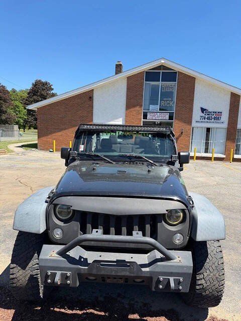 Used 2016 Jeep Wrangler Sport AWD/4WD image 4