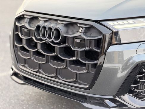 Certified 2025 Audi SQ7 Prestige w/ Prestige Package image 6
