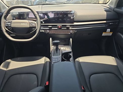 New 2026 Kia Sportage EX w/ EX Panorama Roof Package FWD image 13