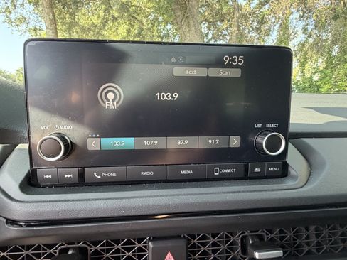 Used 2025 Honda Accord SE image 22
