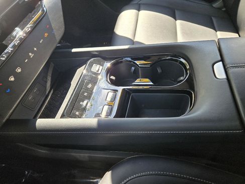 Used 2025 Nissan Murano SL w/ Cargo Package AWD/4WD image 22